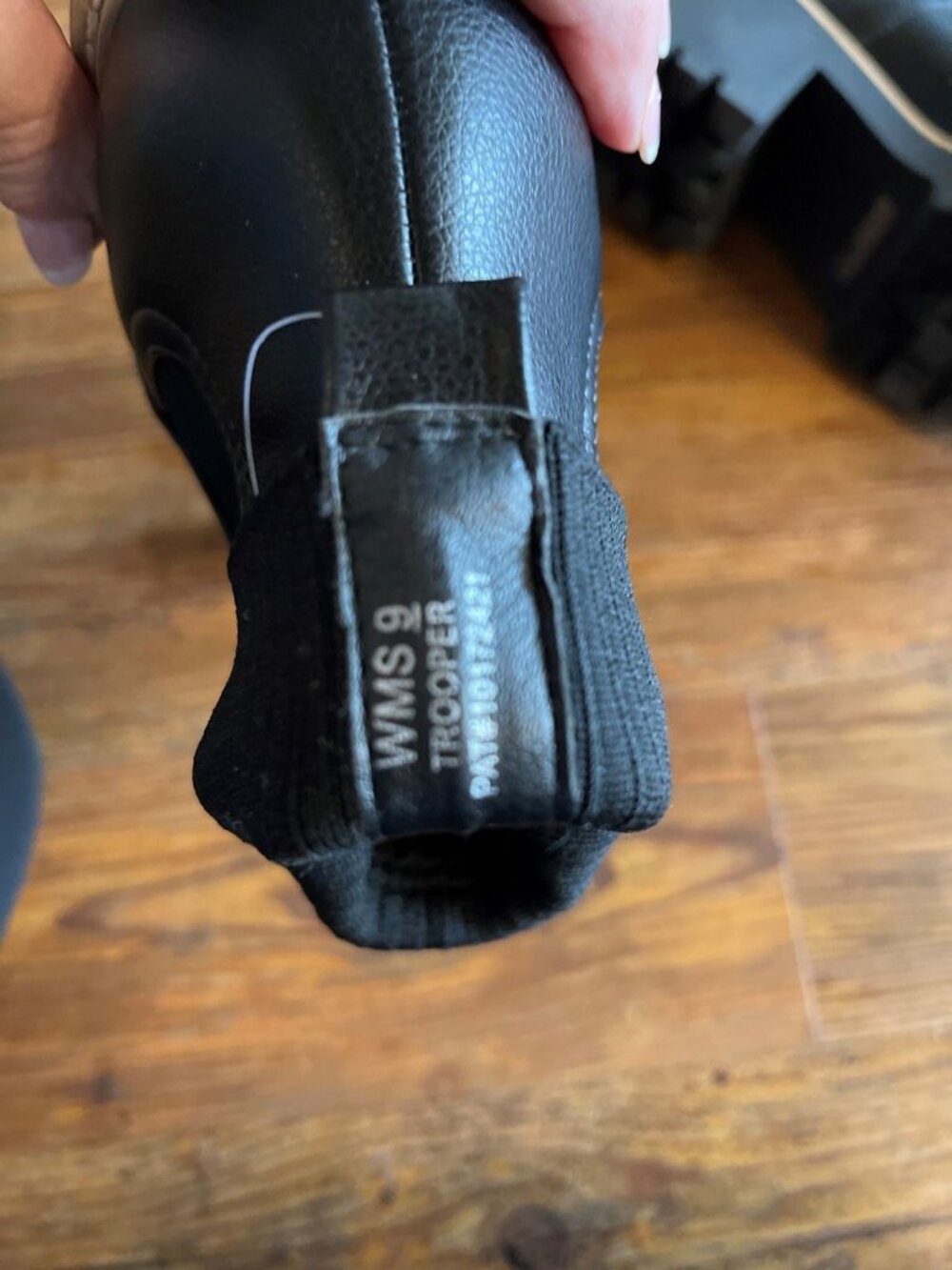 Dolce Vita Women's Black Chelsea Mid Calf Boots with Block Heel - Size 9 New - Picture 3 of 4
